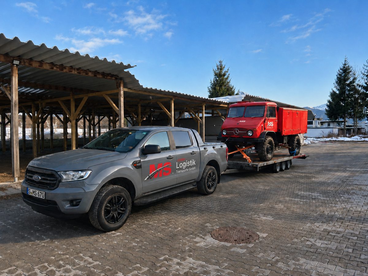 Pickup und LKW der MS Logistik Transporte GmbH bei einer winterlichen Sonderfahrt